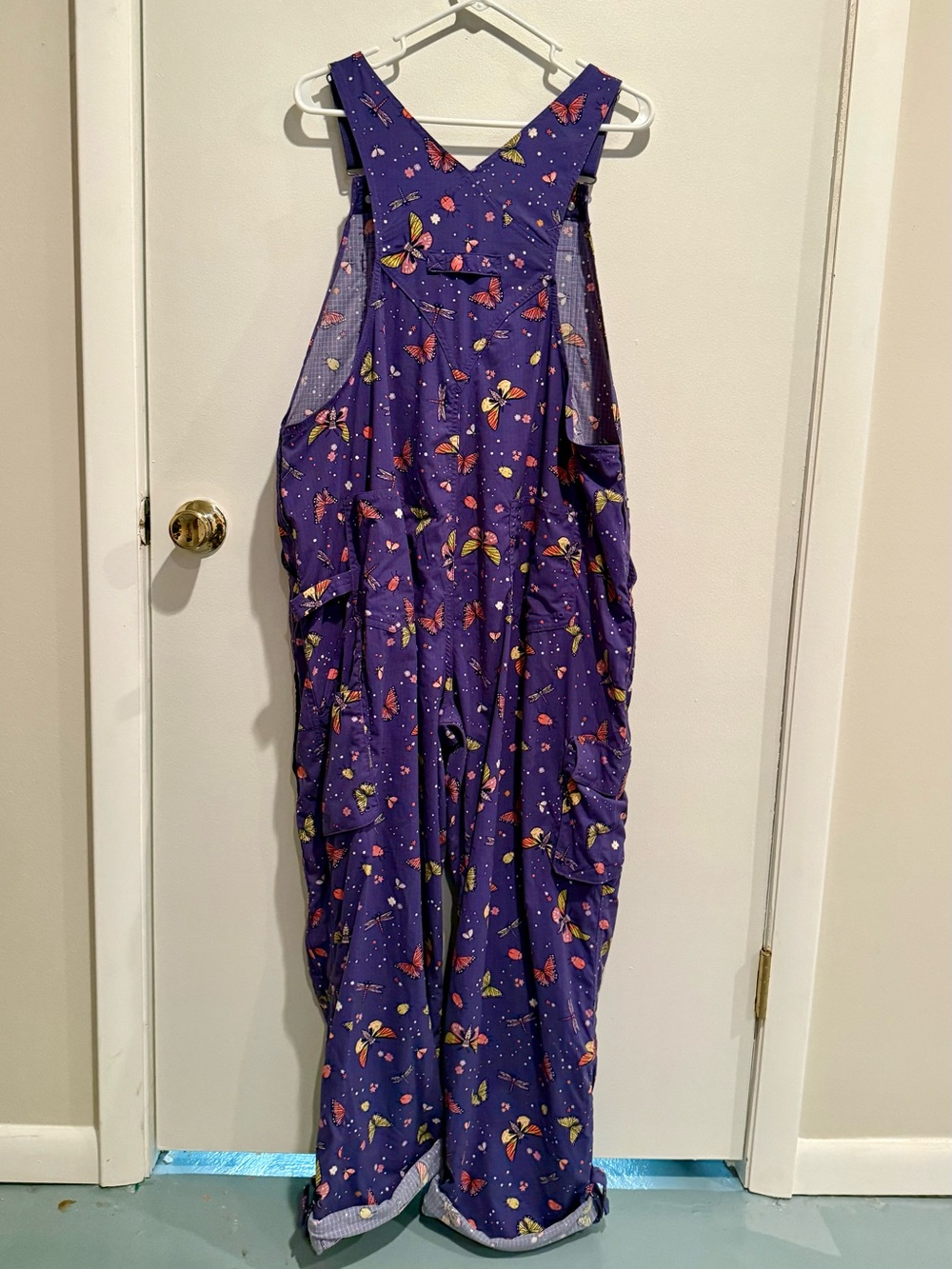 Duluth Trading Co. Heirloom Gardening Overalls in Indigo Backyard Bugs - Picture 5 of 6
